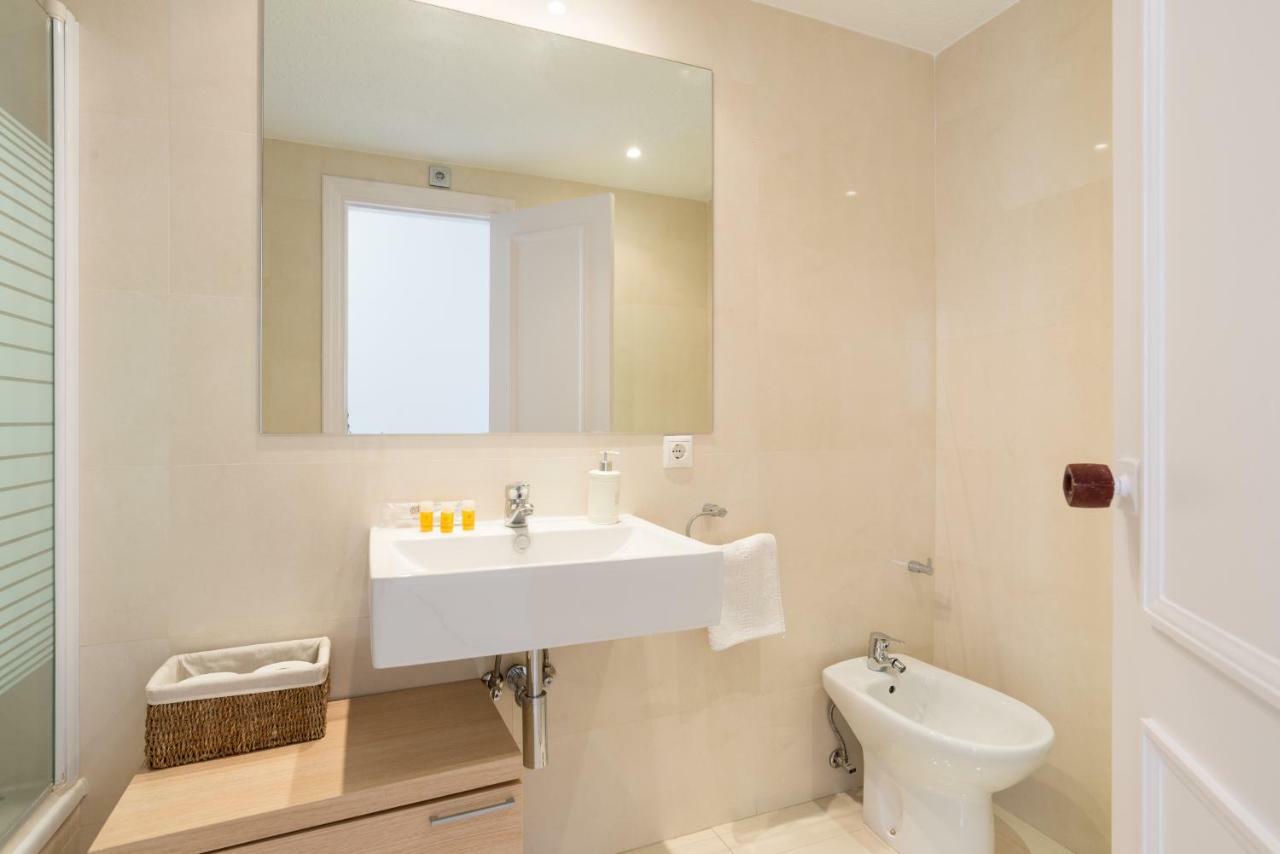 Tgh/ Marbella Beachfront And Center Экстерьер фото
